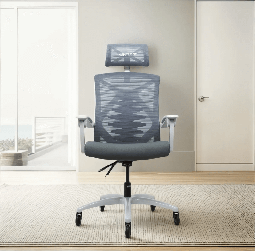Silla gamer para home office Munfrost Nova Mesh Vertebral Arch blanca con respaldo de malla y soporte lumbar